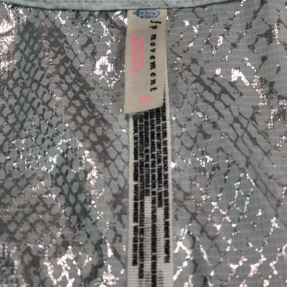FP Movement snake print windbreaker silver sz sp - Picture 7 of 8